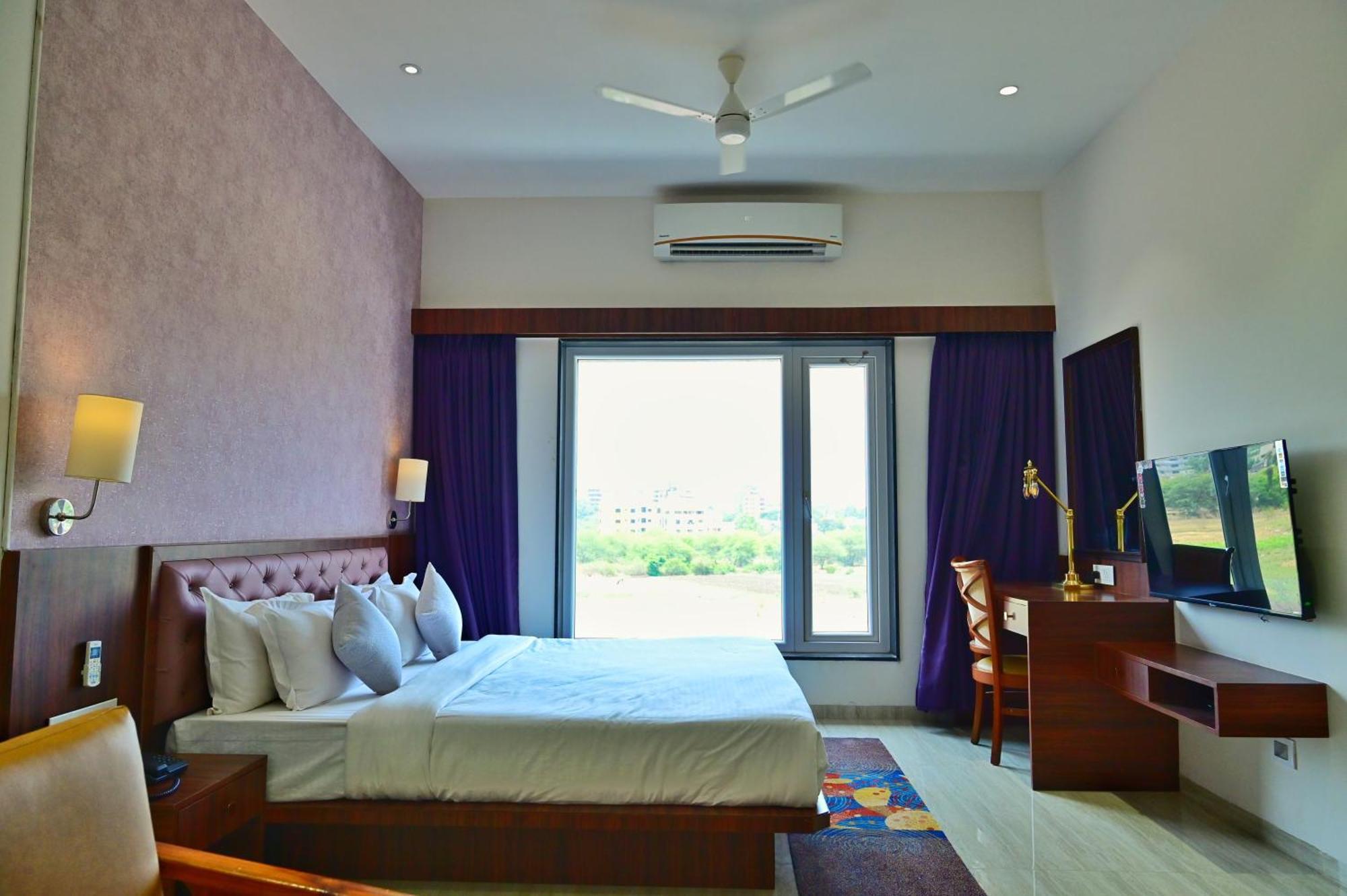 The One Hotel Nashik Dış mekan fotoğraf