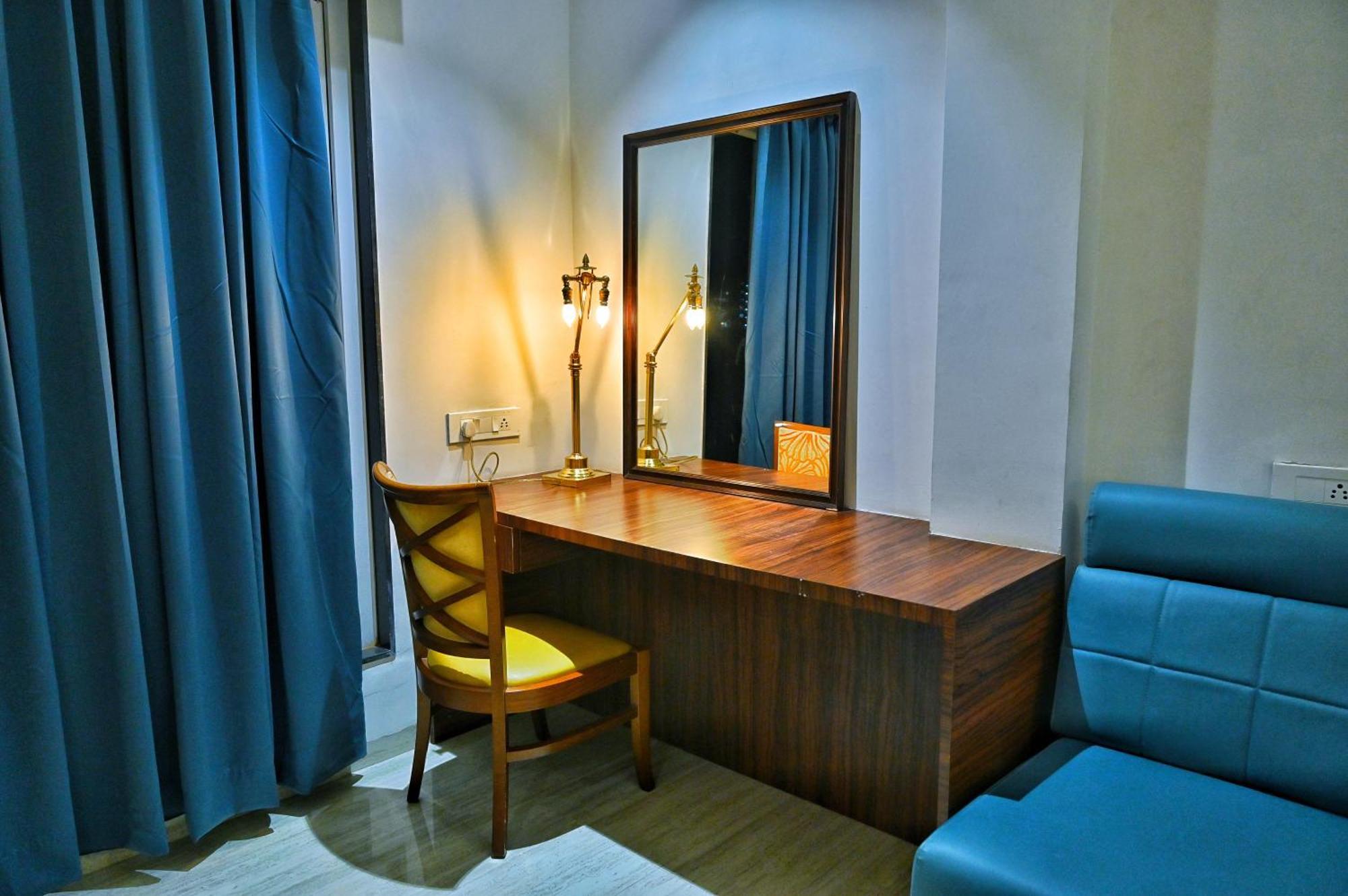 The One Hotel Nashik Dış mekan fotoğraf